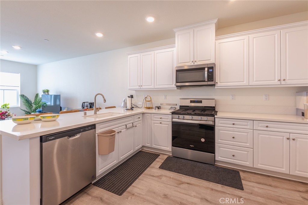 4058 E Coronado Privado