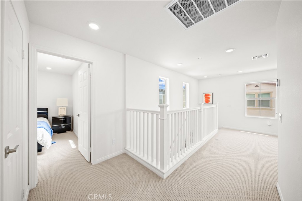 3929 E La Jolla Street
