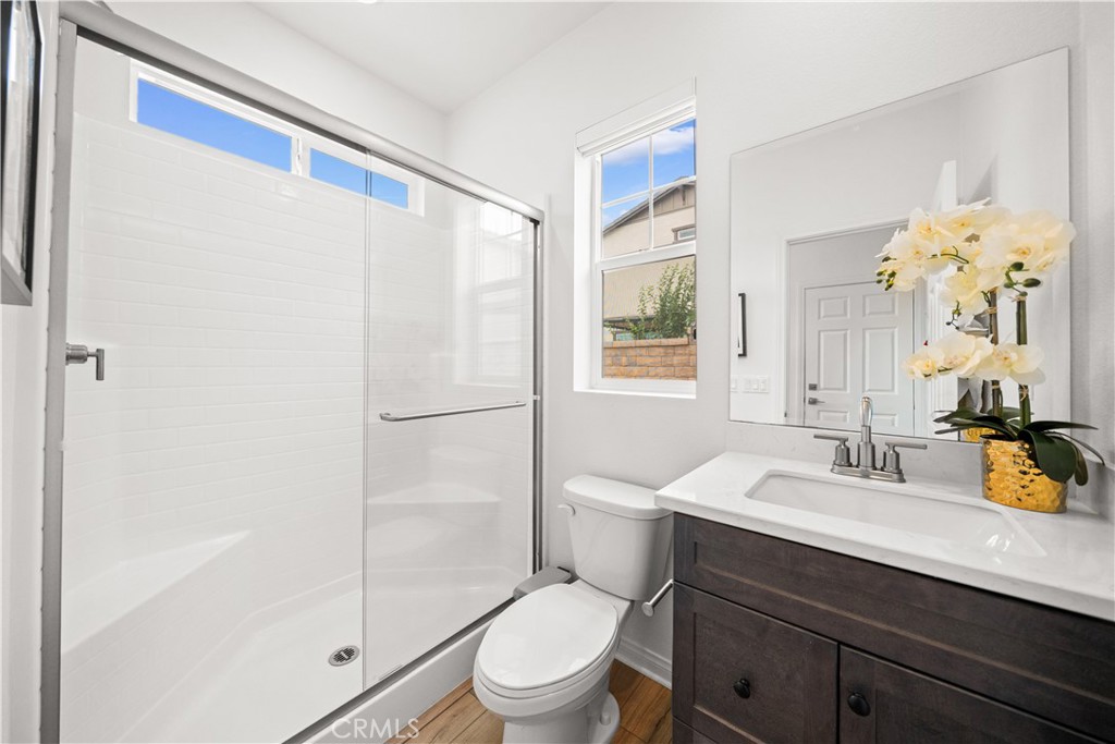 3929 E La Jolla Street