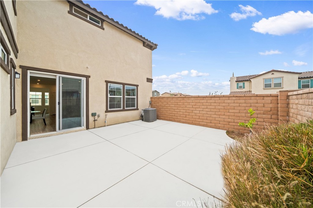3929 E La Jolla Street