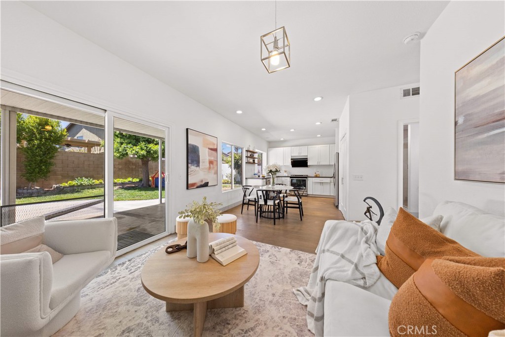 16704 Mesa Oak