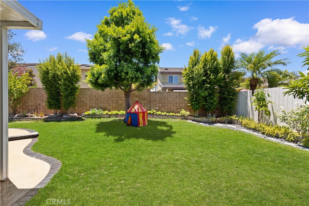 16704 Mesa Oak