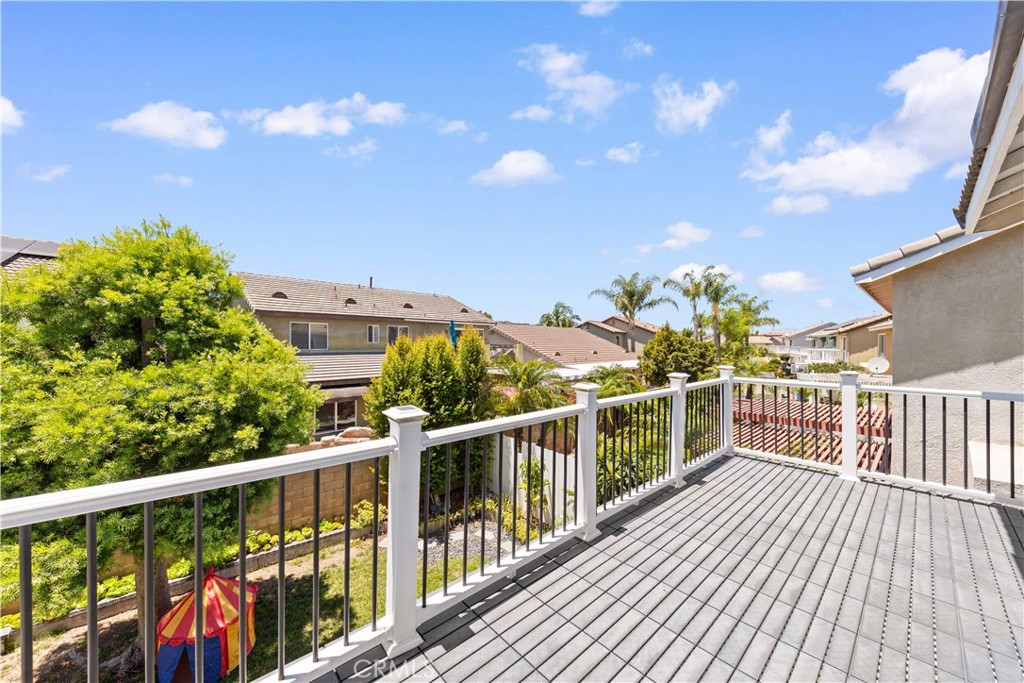 16704 Mesa Oak