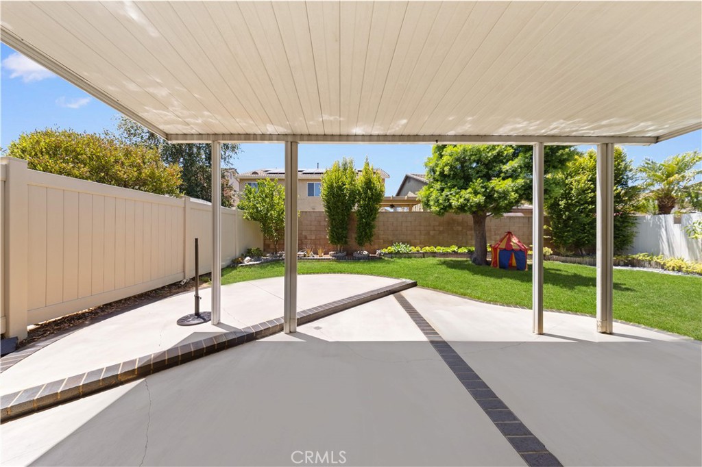 16704 Mesa Oak