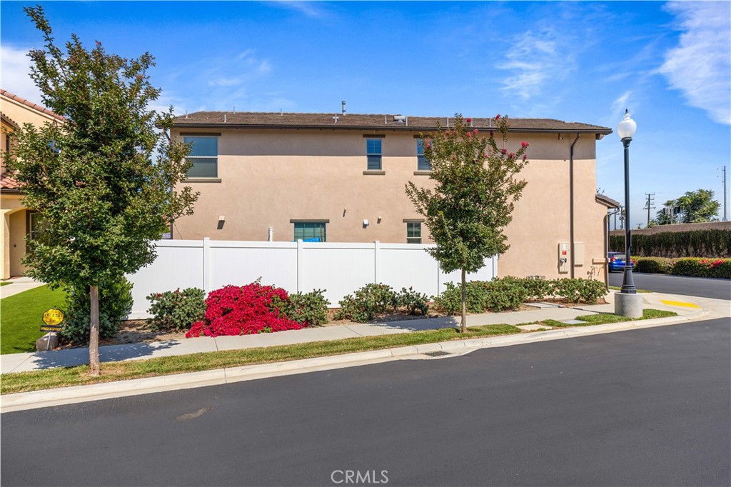 8723 E Sienna Lane