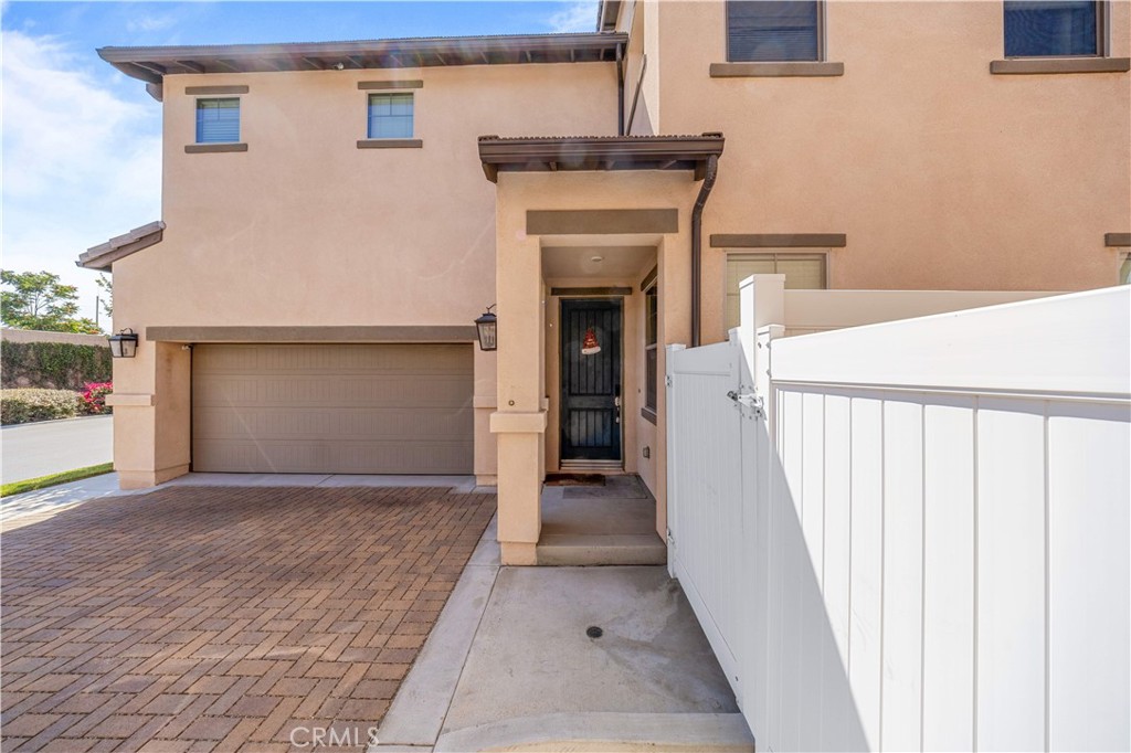 8723 E Sienna Lane