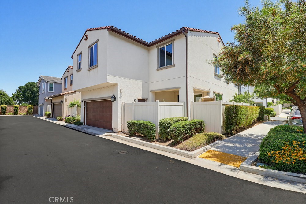 15919 Mentz Court