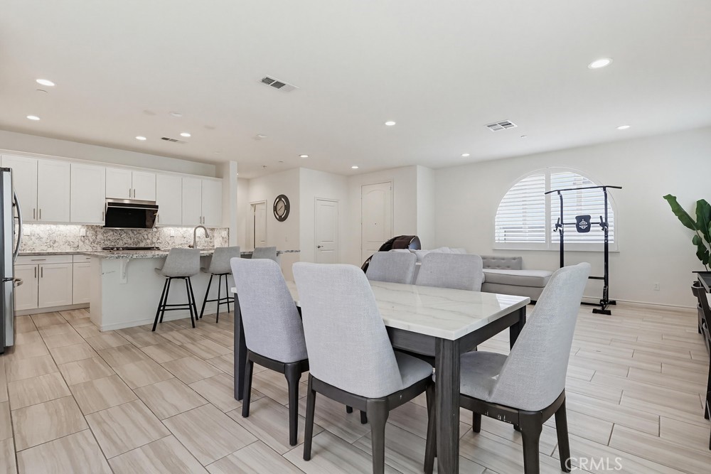 15919 Mentz Court