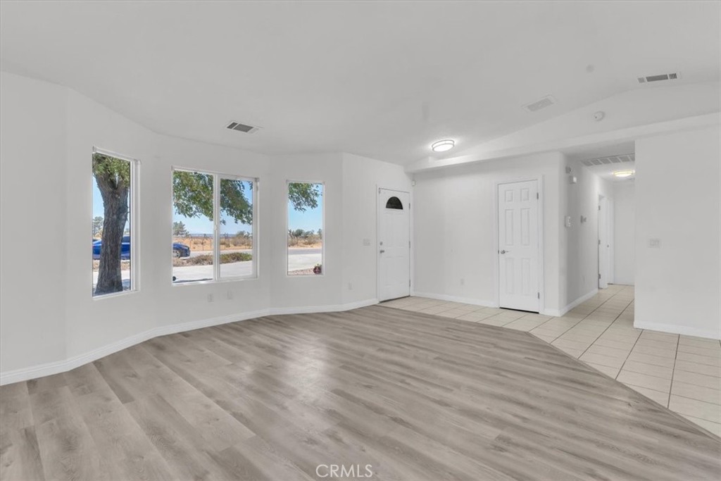 11183 Merino Avenue