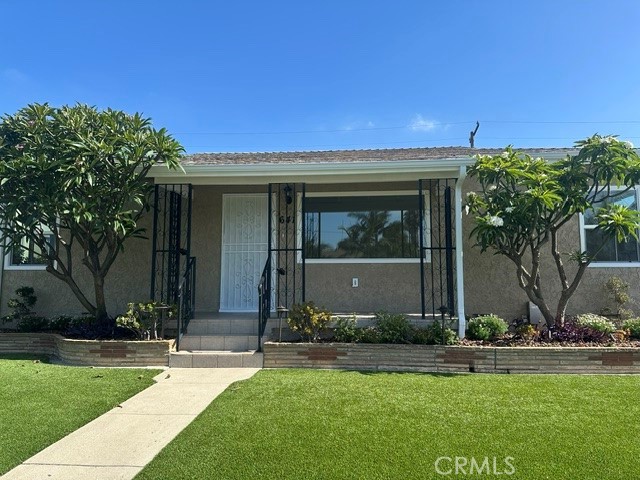 641 W Gleason