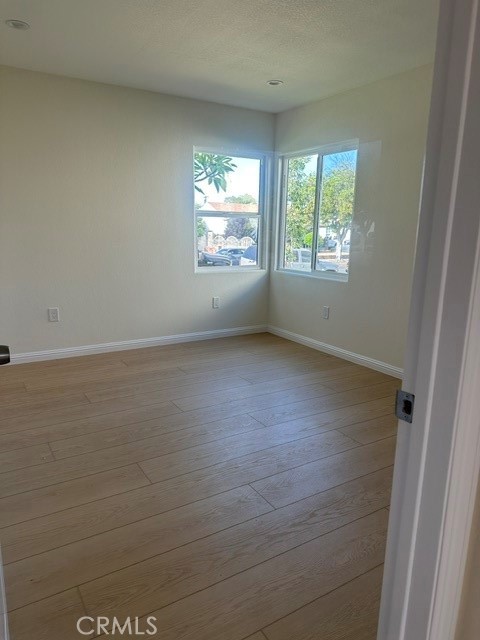 641 W Gleason