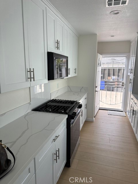 641 W Gleason