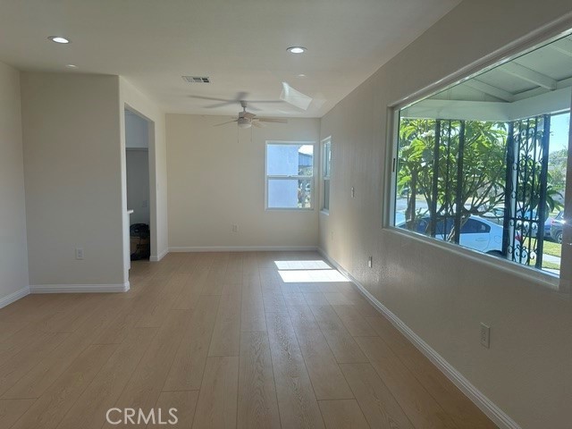 641 W Gleason