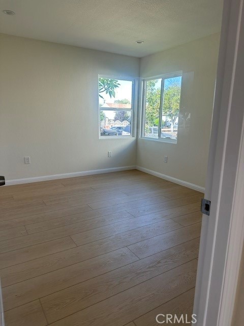 641 W Gleason