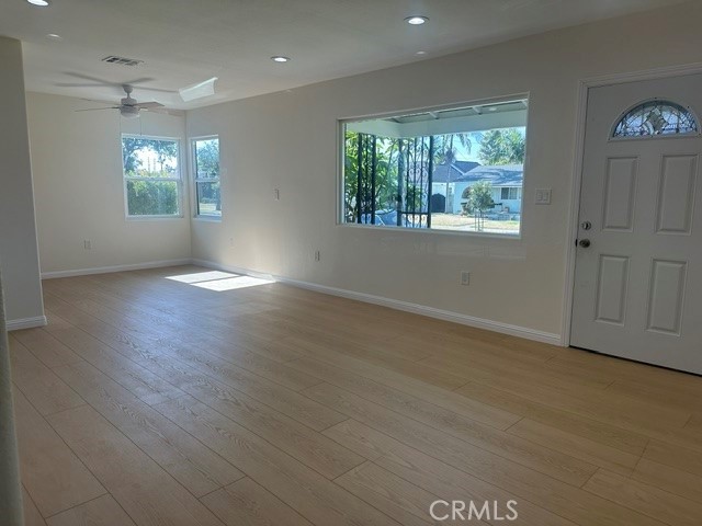 641 W Gleason