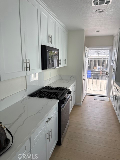 641 W Gleason
