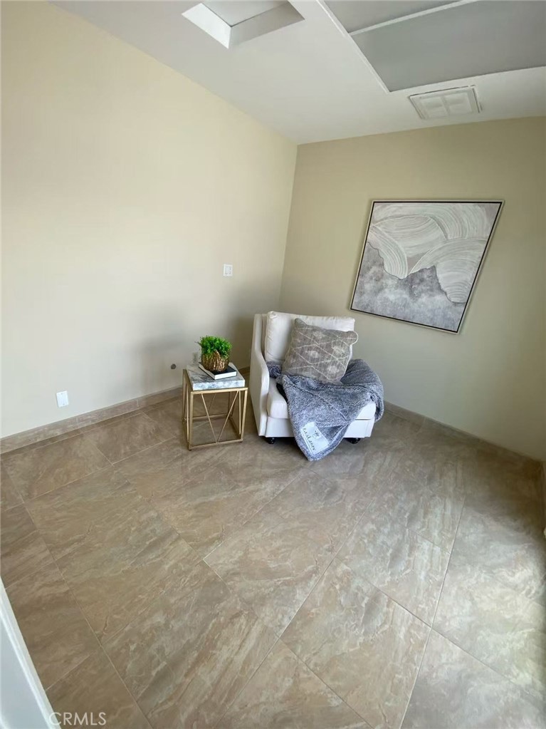 5341 Golden West