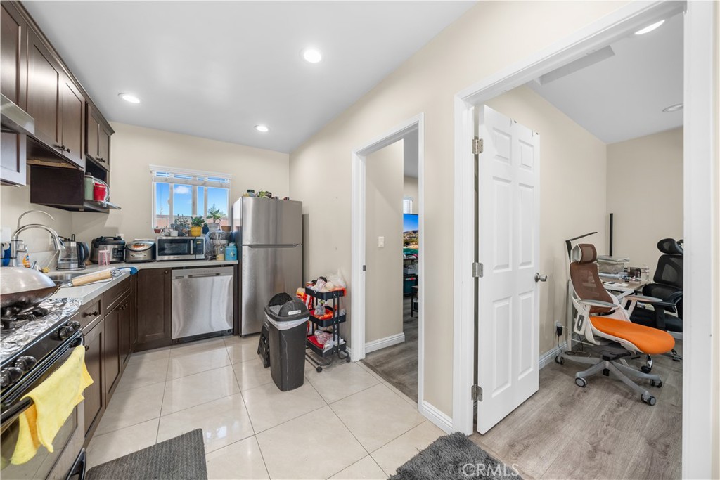 5341 Golden West