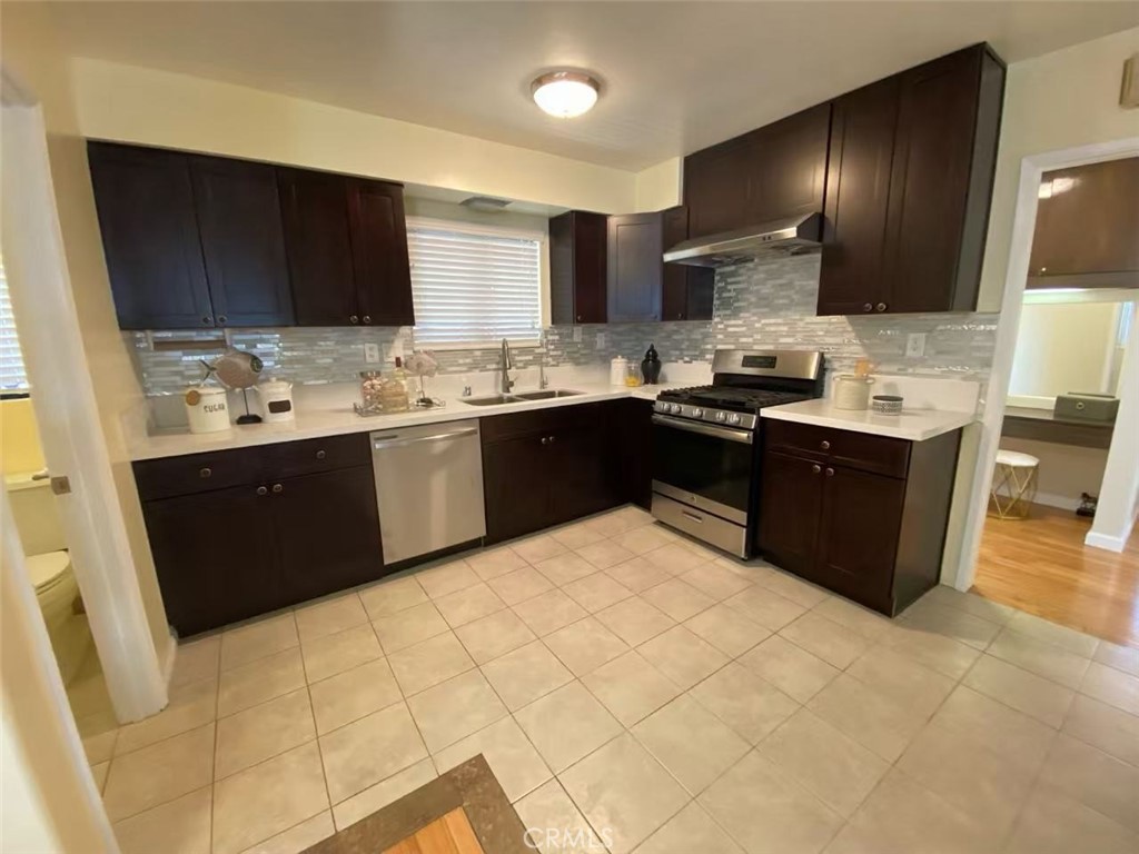 5341 Golden West