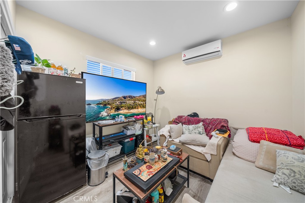 5341 Golden West
