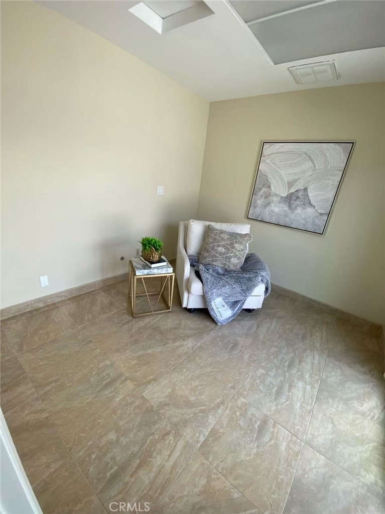 5341 Golden West
