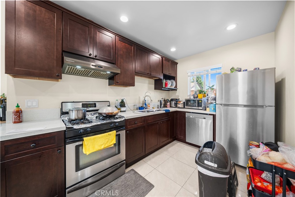5341 Golden West