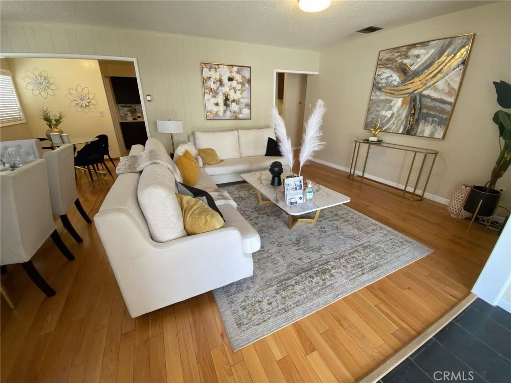 5341 Golden West