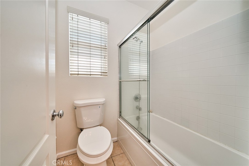 3249 E Drycreek