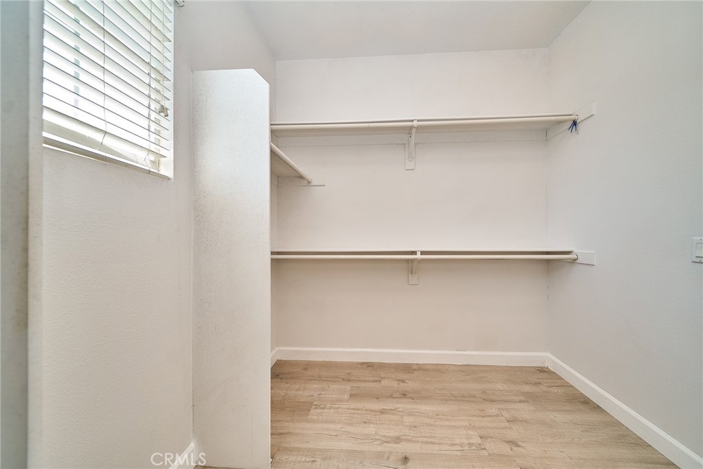 3249 E Drycreek