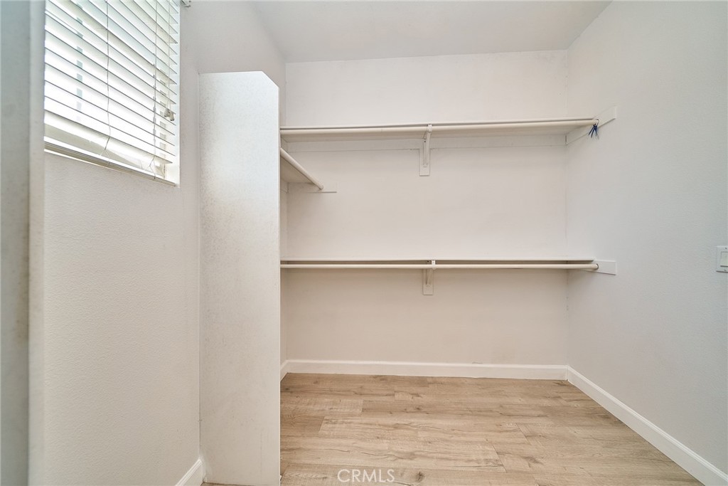 3249 E Drycreek