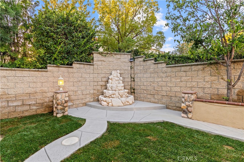 23601 Ridgecrest Court