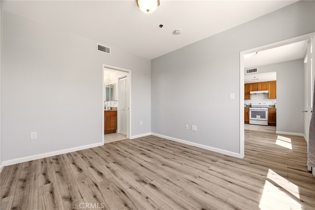 580 W Main Street 302
