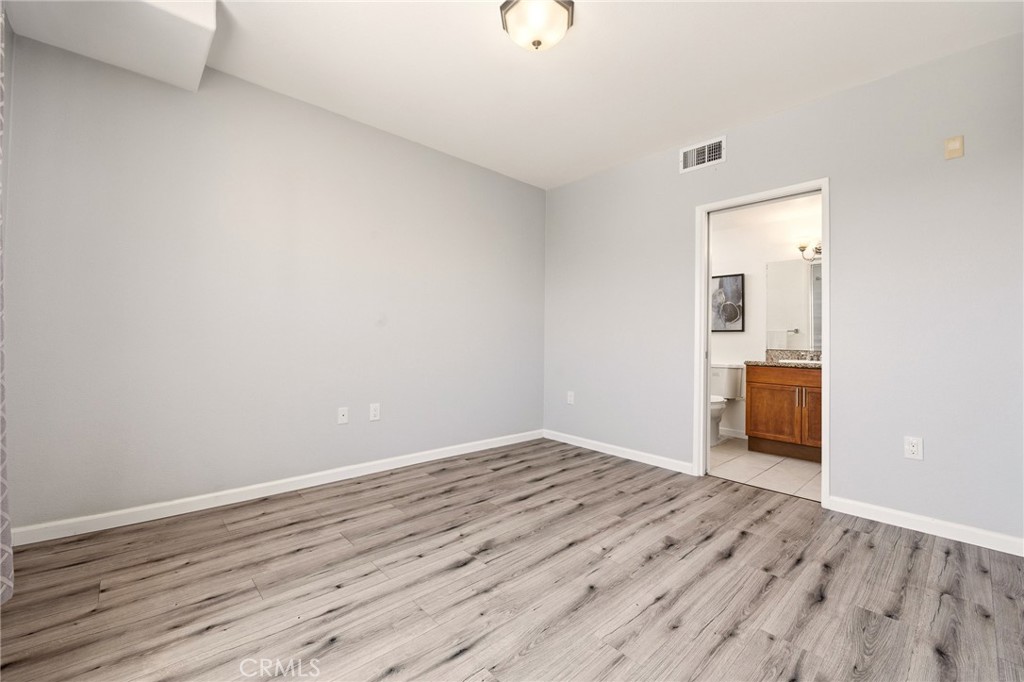 580 W Main Street 302