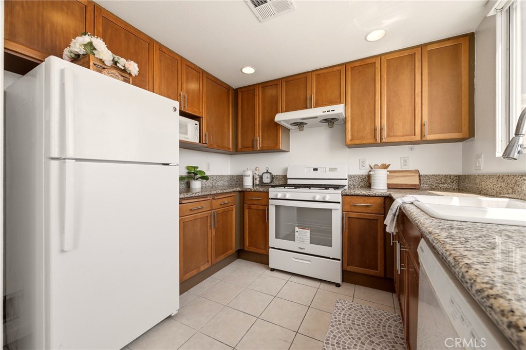 580 W Main Street 302