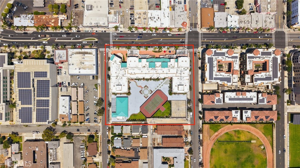 580 W Main Street 302