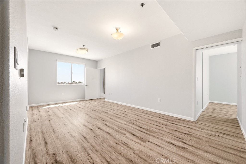 580 W Main Street 302
