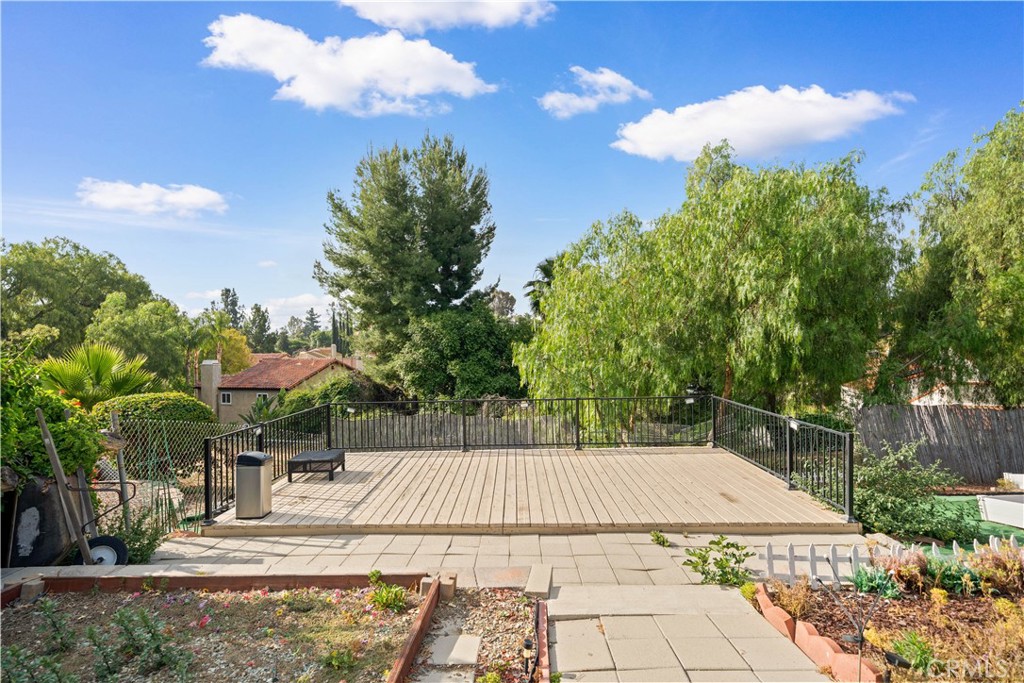 3527 Terrace Drive