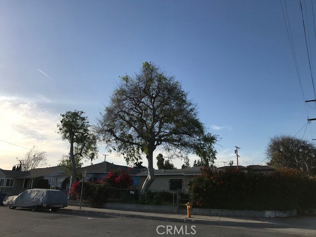 9157 Bentel Avenue