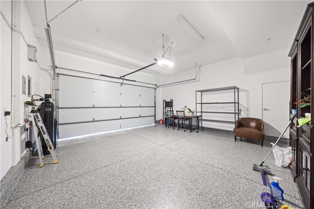 261 Burwood