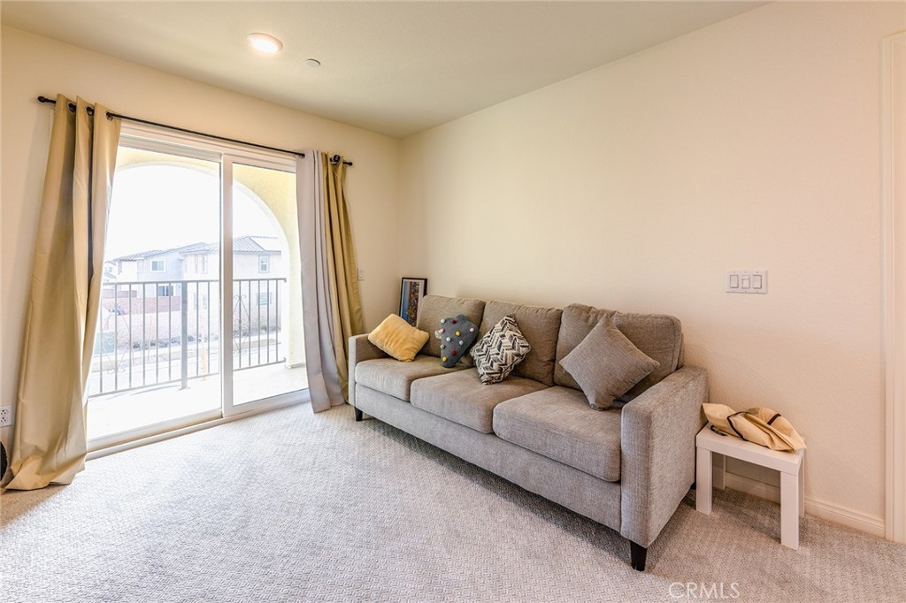 4058 E Coronado Privado