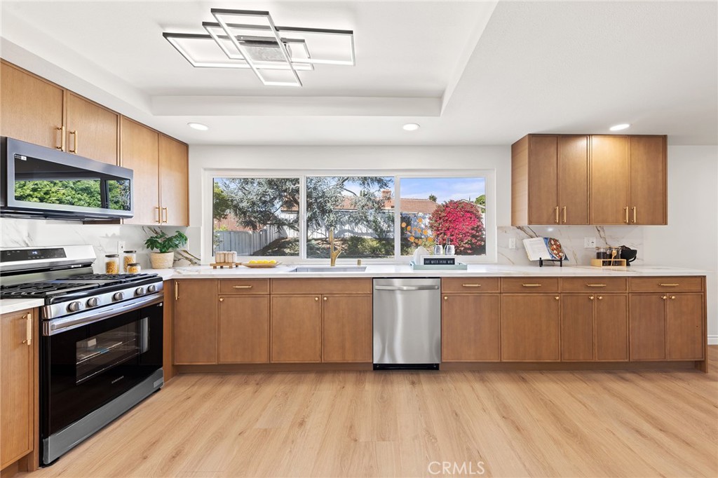19841 Lombardy Lane
