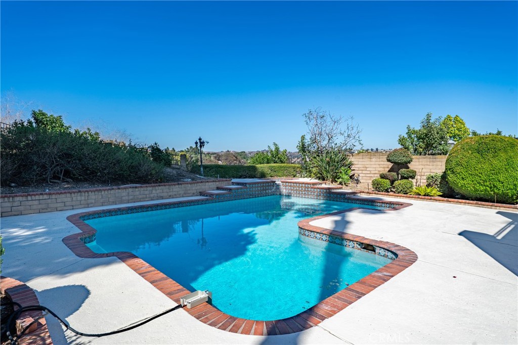 22215 Croll Court