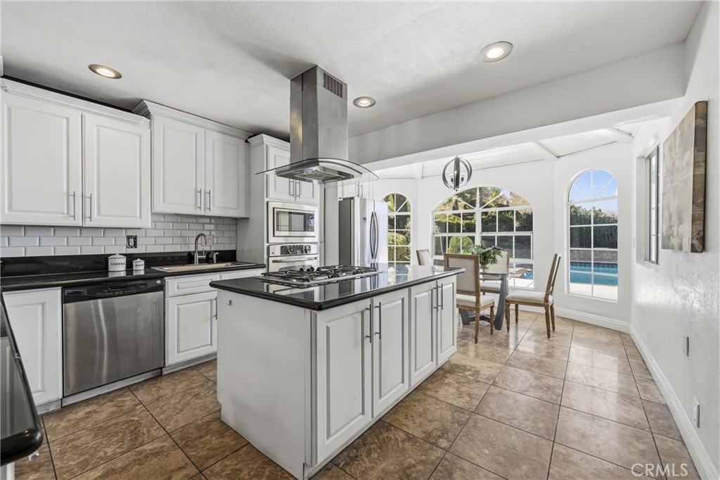 22215 Croll Court