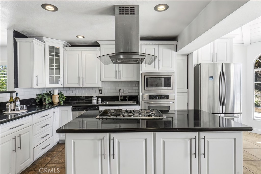 22215 Croll Court