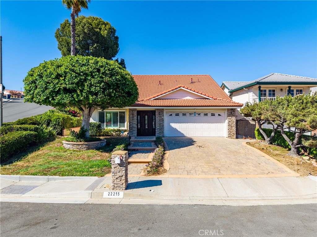 22215 Croll Court