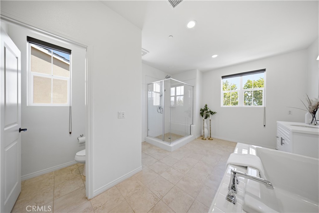 3401 E Rutherford Drive