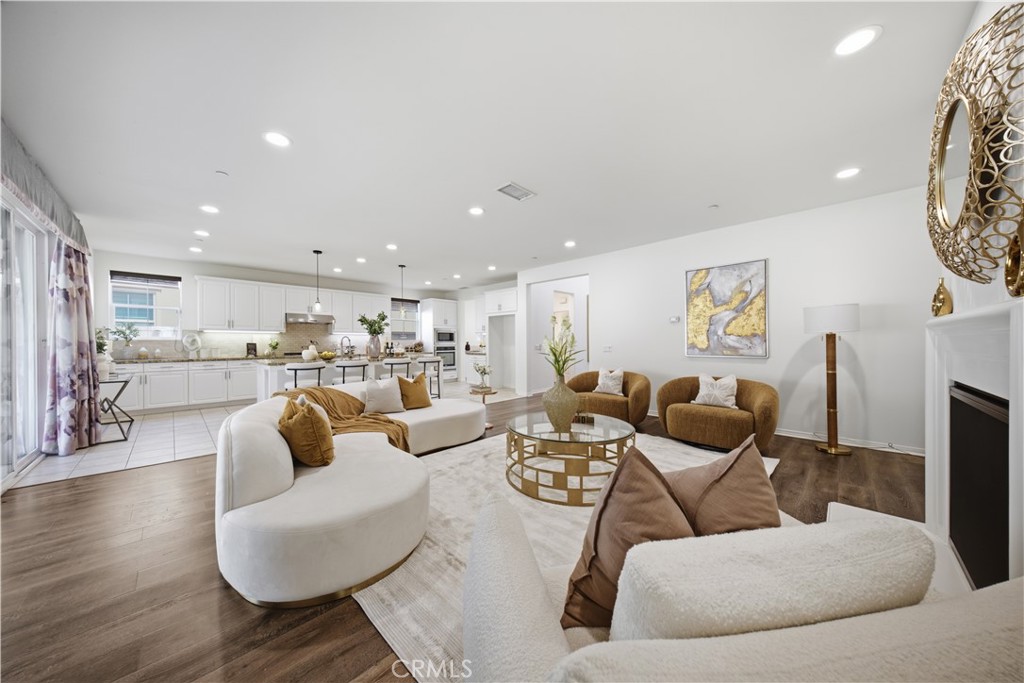 3401 E Rutherford Drive