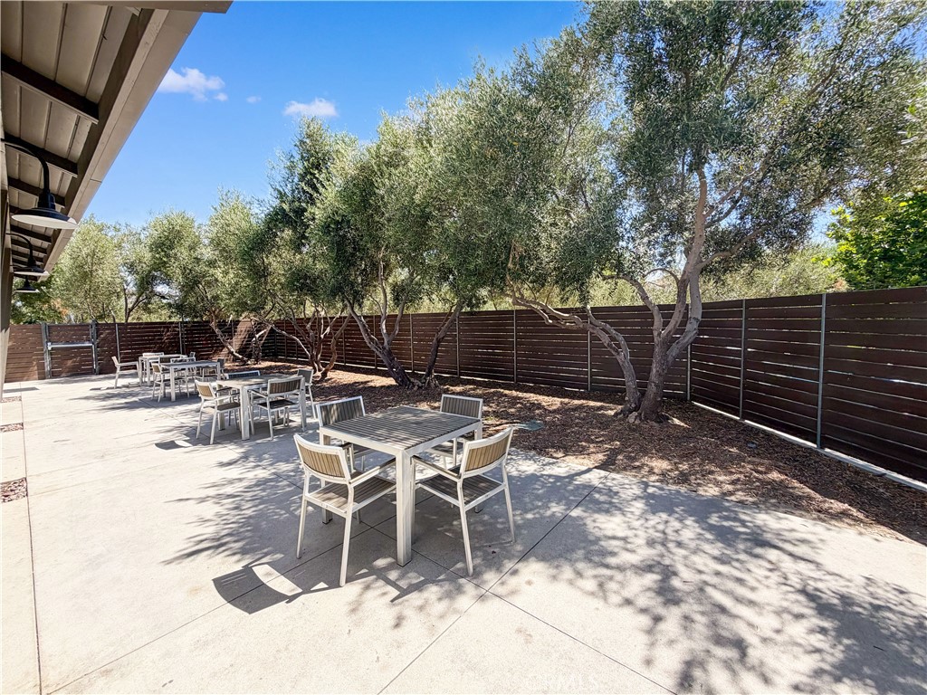 3401 E Rutherford Drive