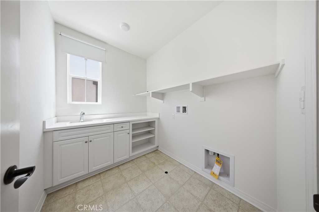 3401 E Rutherford Drive
