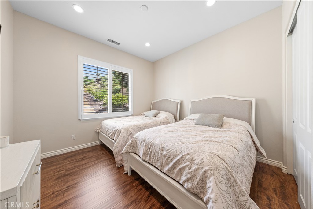 10140 Jacaranda Court